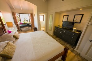 3 chambres, fer et planche à repasser, Wi-Fi gratuit, draps fournis