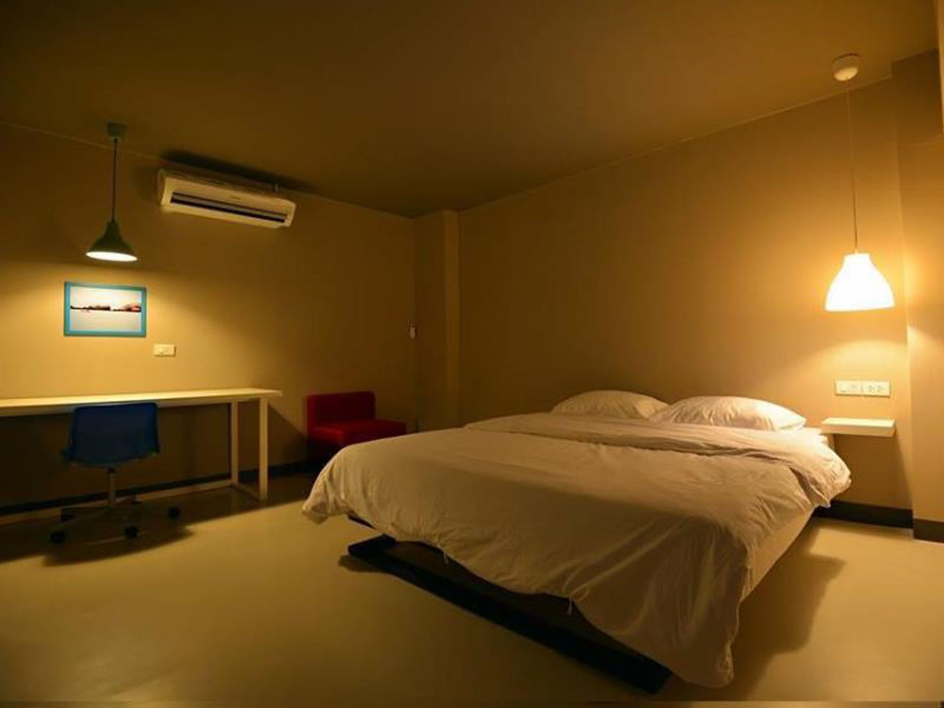 suite duplex | rollaway beds, free wifi