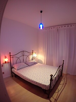 2 habitaciones, wifi y ropa de cama