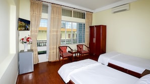Superior Twin Room | Minibar, desk, iron/ironing board (on request), WiFi (free) - Danang Center 2 Hotel (Da Nang)