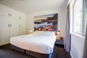 Premium bedding, in-room safe, desk, soundproofing