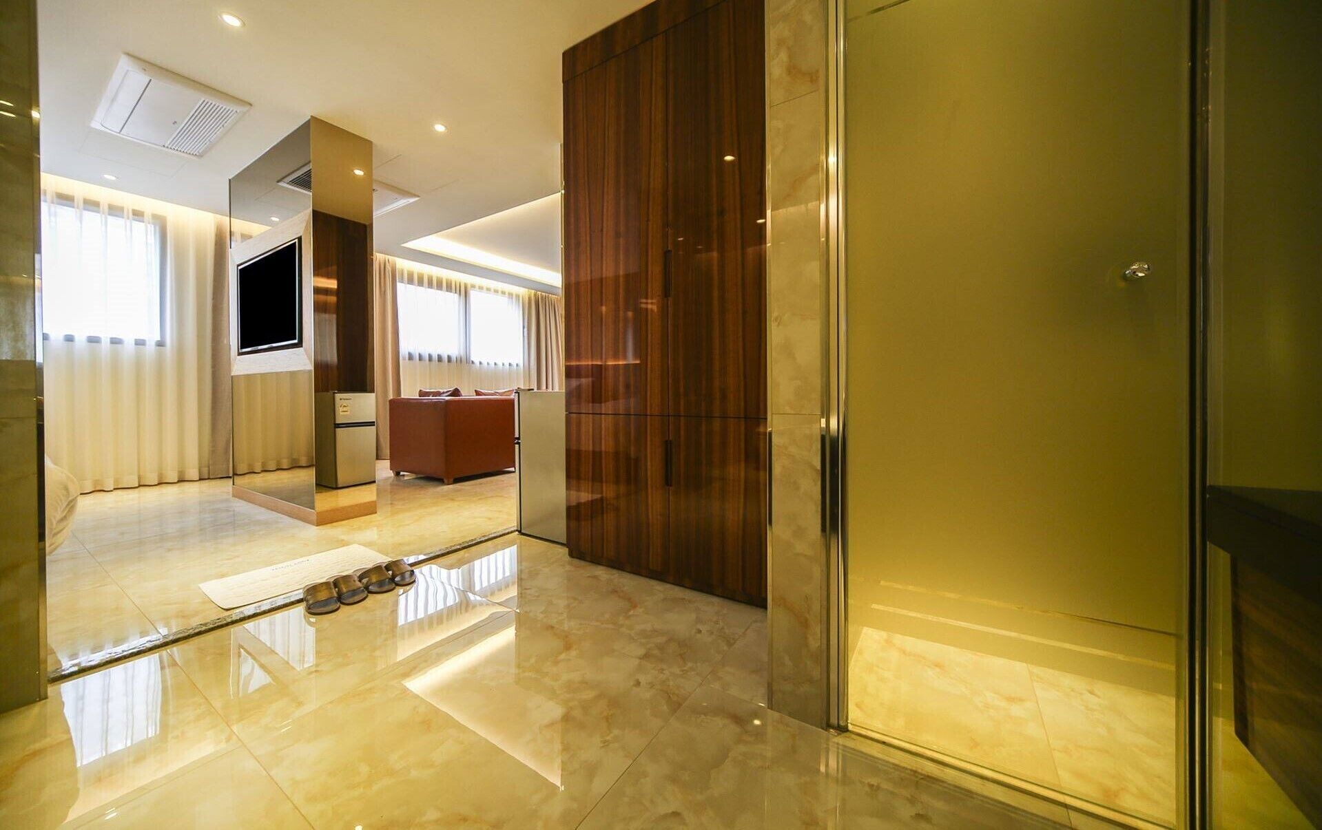 펜트하우스 | 이집트산 면 시트, 고급 침구, 무료 미니바, 책상