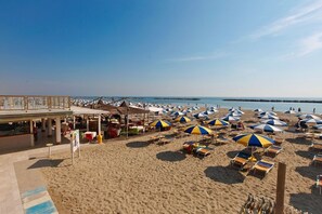 Beach - Grand Hotel Azzurra Club (Ravenna)