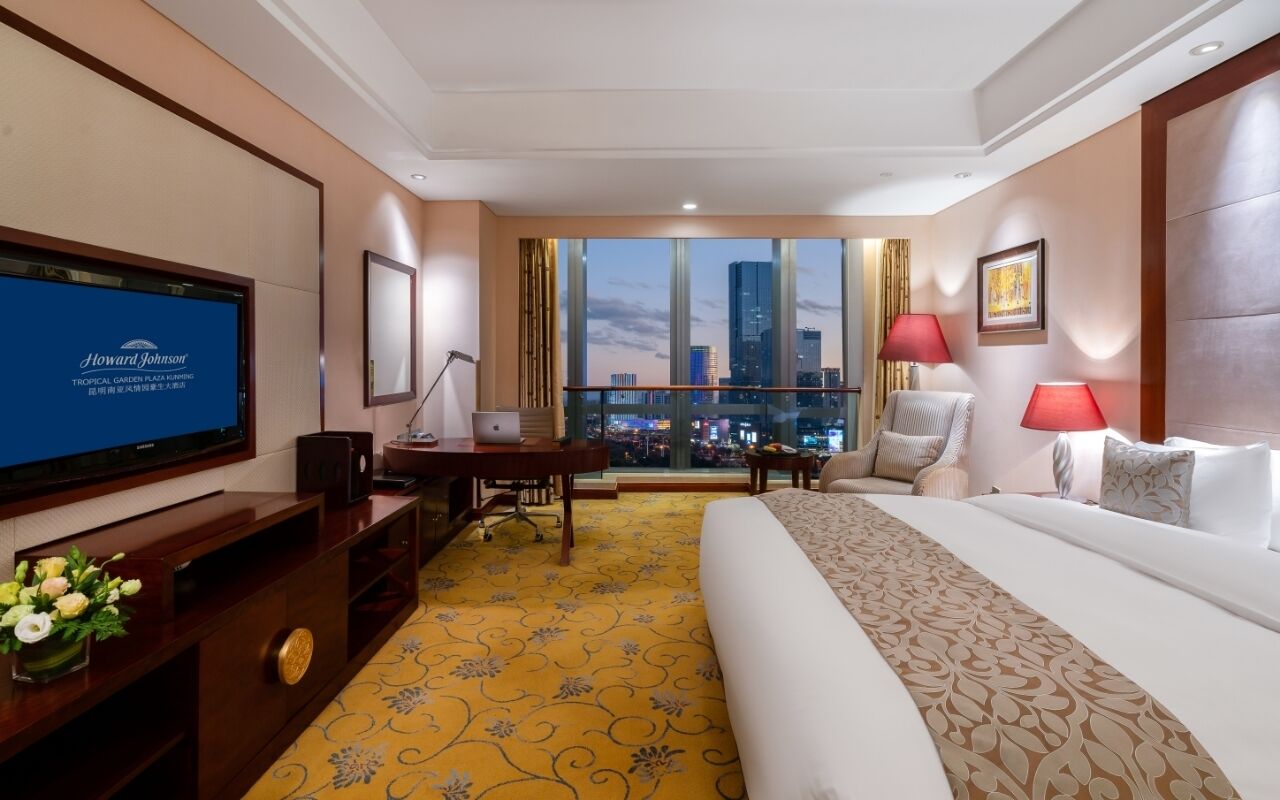 Executive-Doppelzimmer | Daunenbettdecken, Minibar, Zimmersafe, Schreibtisch