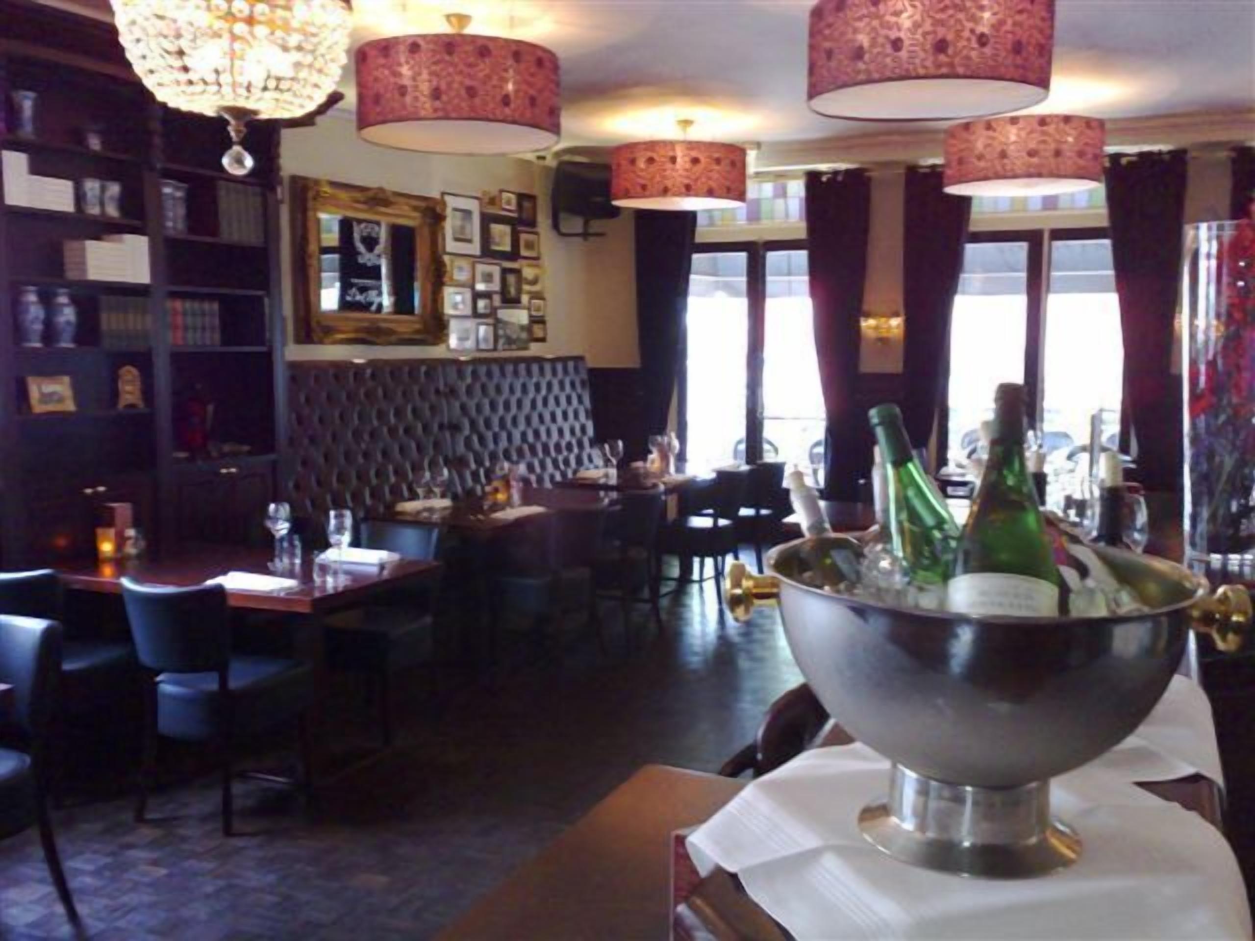 lunch and dinner served, local and international cuisine