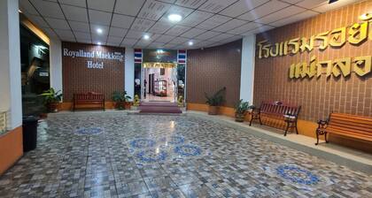 Royal Land Mae Klong Hotel