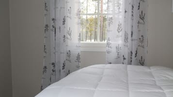Classic Villa, 3 Bedrooms, Sauna, Beach View | 3 bedrooms, desk, iron/ironing board, free cribs/infant beds