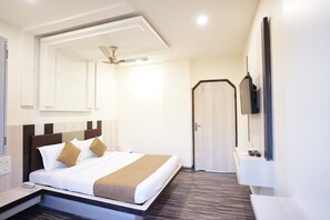 Habitació doble o amb dos llits individuals estàndard, 1 llit doble, bany privat | Wifi gratuïta 