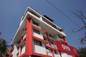 Façana frontal de l'allotjament