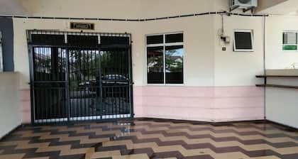 Homestay Pejal