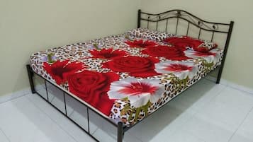 House, 3 Bedrooms | 3 bedrooms, iron/ironing board