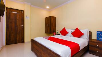 Free WiFi, bed sheets