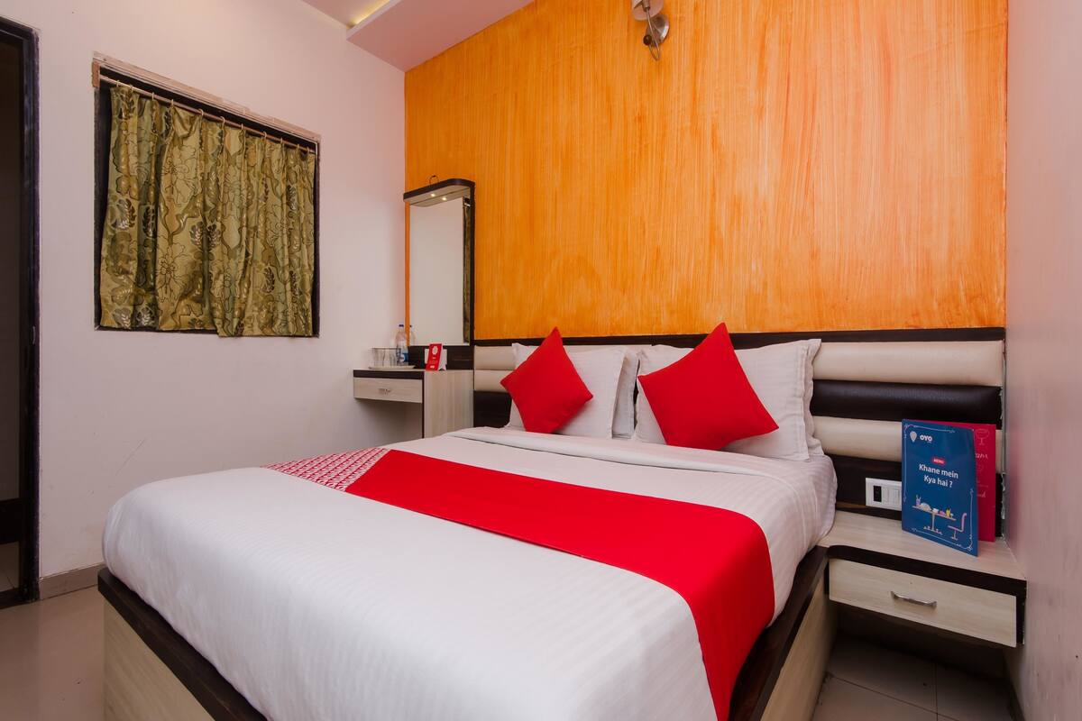 standard double or twin room, 1 double bed, private bathroom | free wifi
