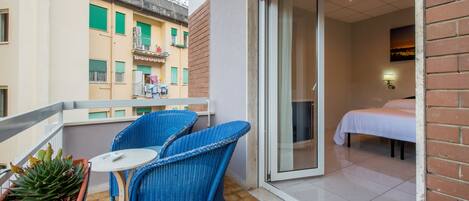 Doppelzimmer, 1 Queen-Bett | Balkon