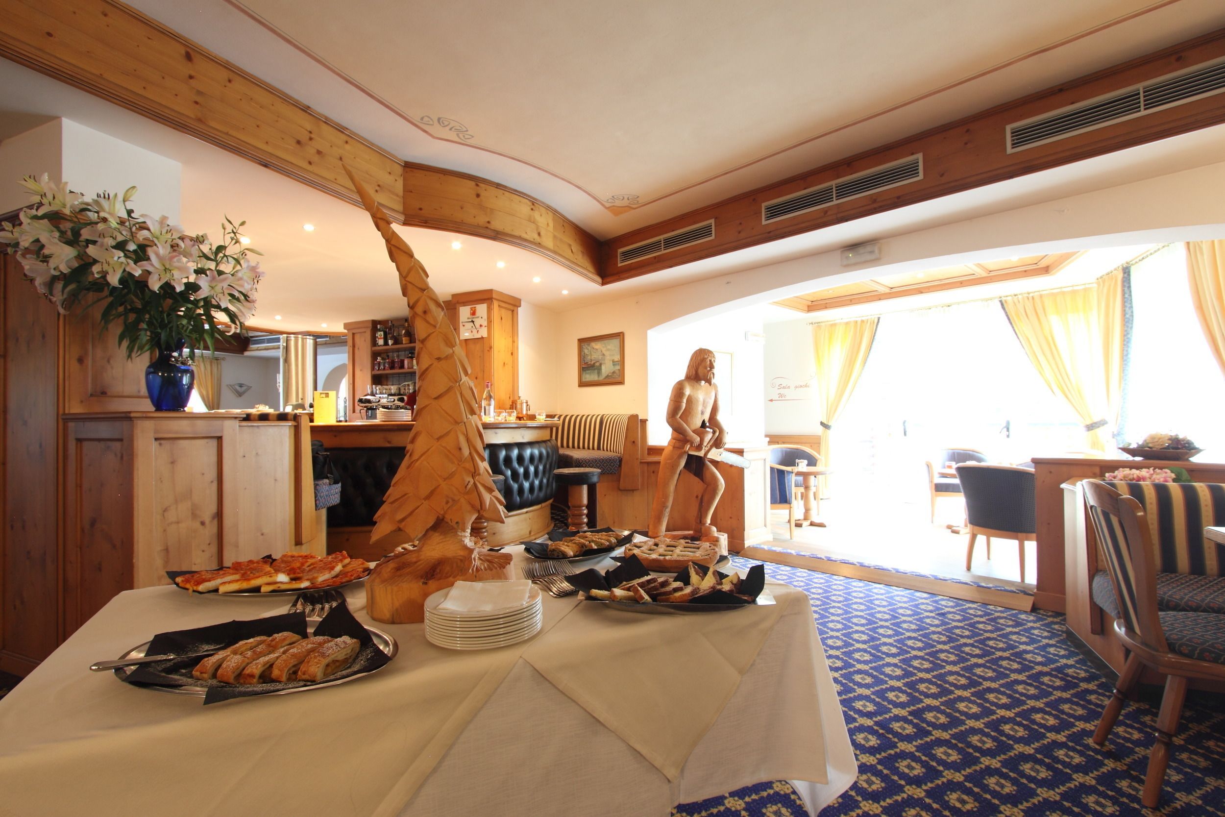 Lobby-Lounge
