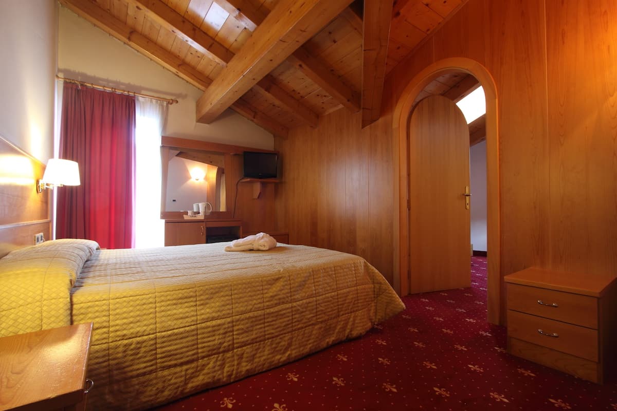 Comfort Room (4 people)