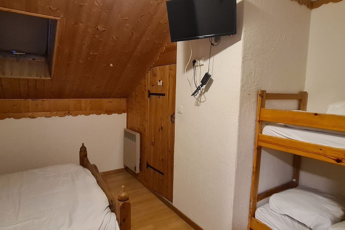 Classic Quadruple Room, Ensuite (velux) | 1 bilik tidur
