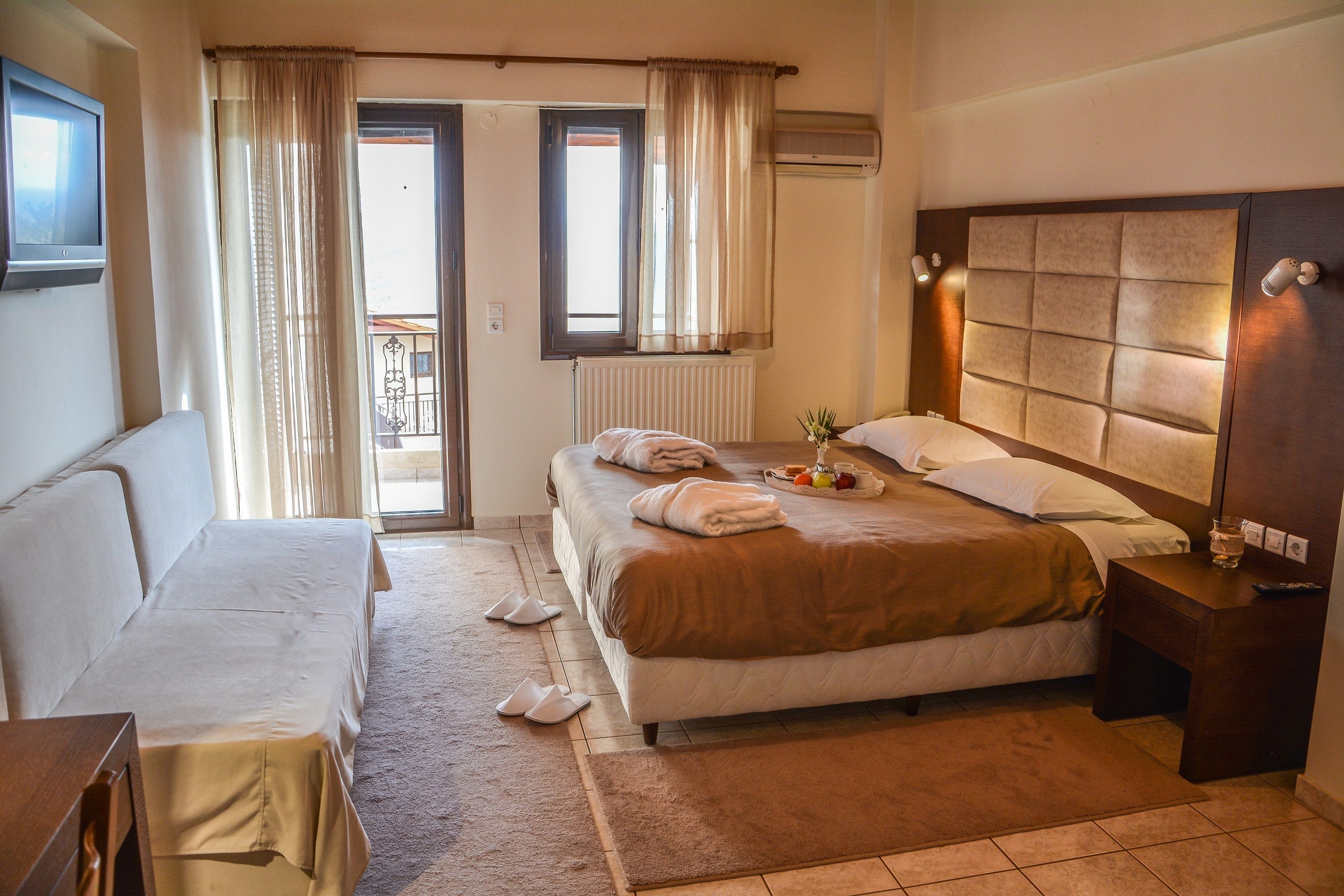 1 bedroom, in-room safe, desk, soundproofing