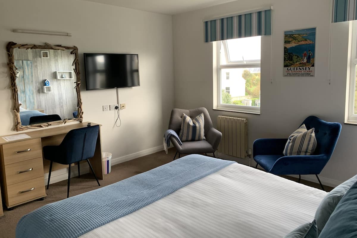 Chambre Supérieure Double ou avec lits jumeaux, vue jardin