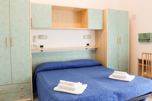 書桌、免費搖籃/嬰兒床、免費無線上網