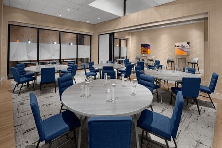 Courtyard by Marriott New York World Trade Center Area - Image 19