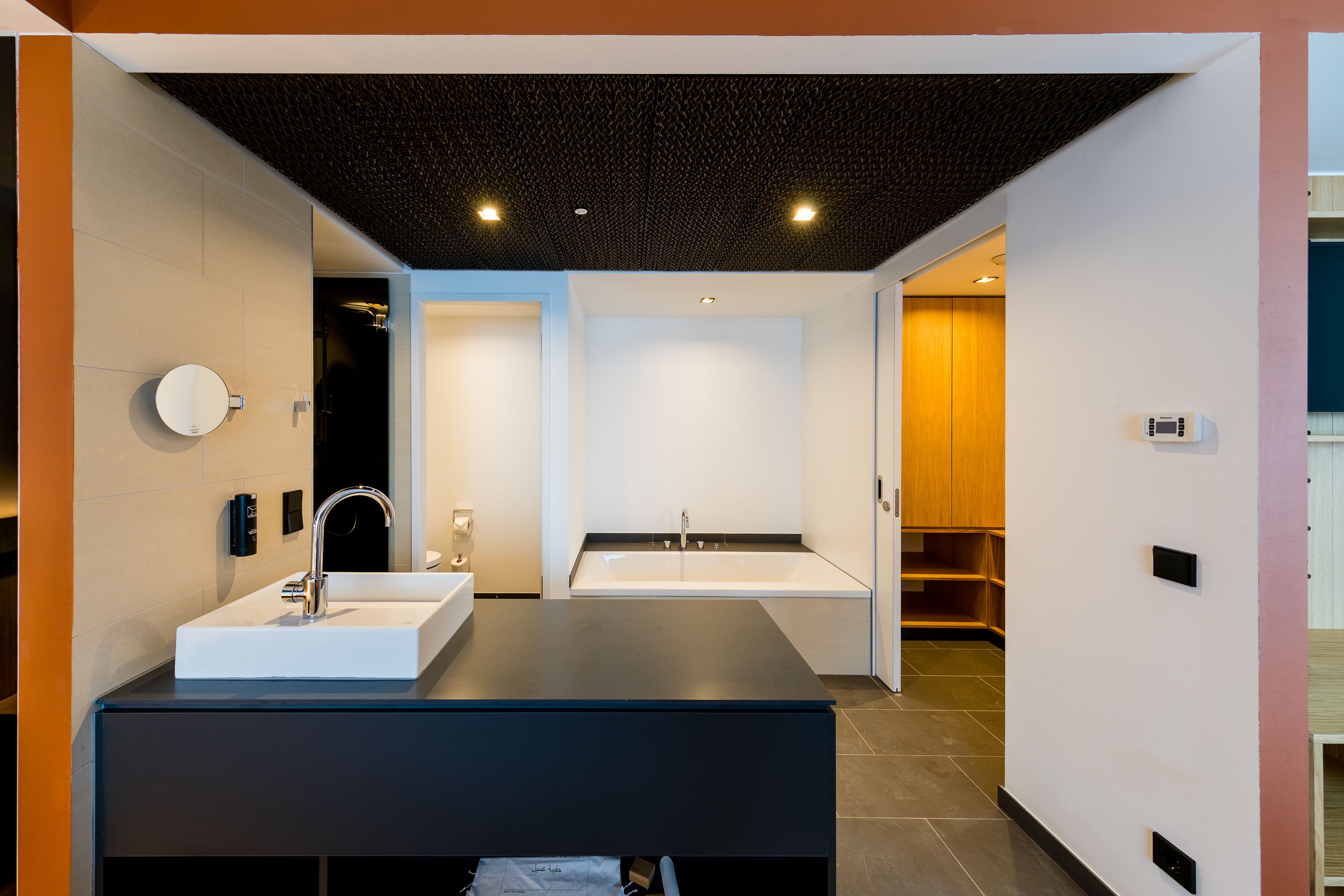 exclusive suite | bathroom | shower, rainfall showerhead, free toiletries, hair dryer