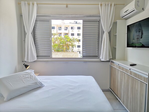 Departamento superior | 1 habitación, cortinas blackout y tabla de planchar con plancha