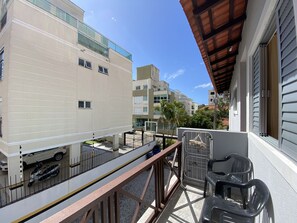 Departamento estándar | Balcón