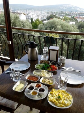 Dining - Kaptan Motel (Seferihisar)