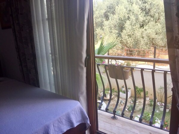 Balcony - Kaptan Motel (Seferihisar)