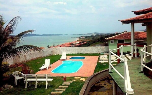 2 outdoor pools, pool umbrellas, pool loungers