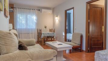 Rideaux occultants, chambres insonorisées, Wi-Fi gratuit, draps fournis