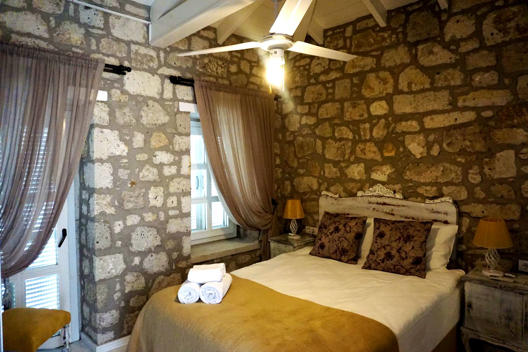 iron/ironing board, rollaway beds, free wifi