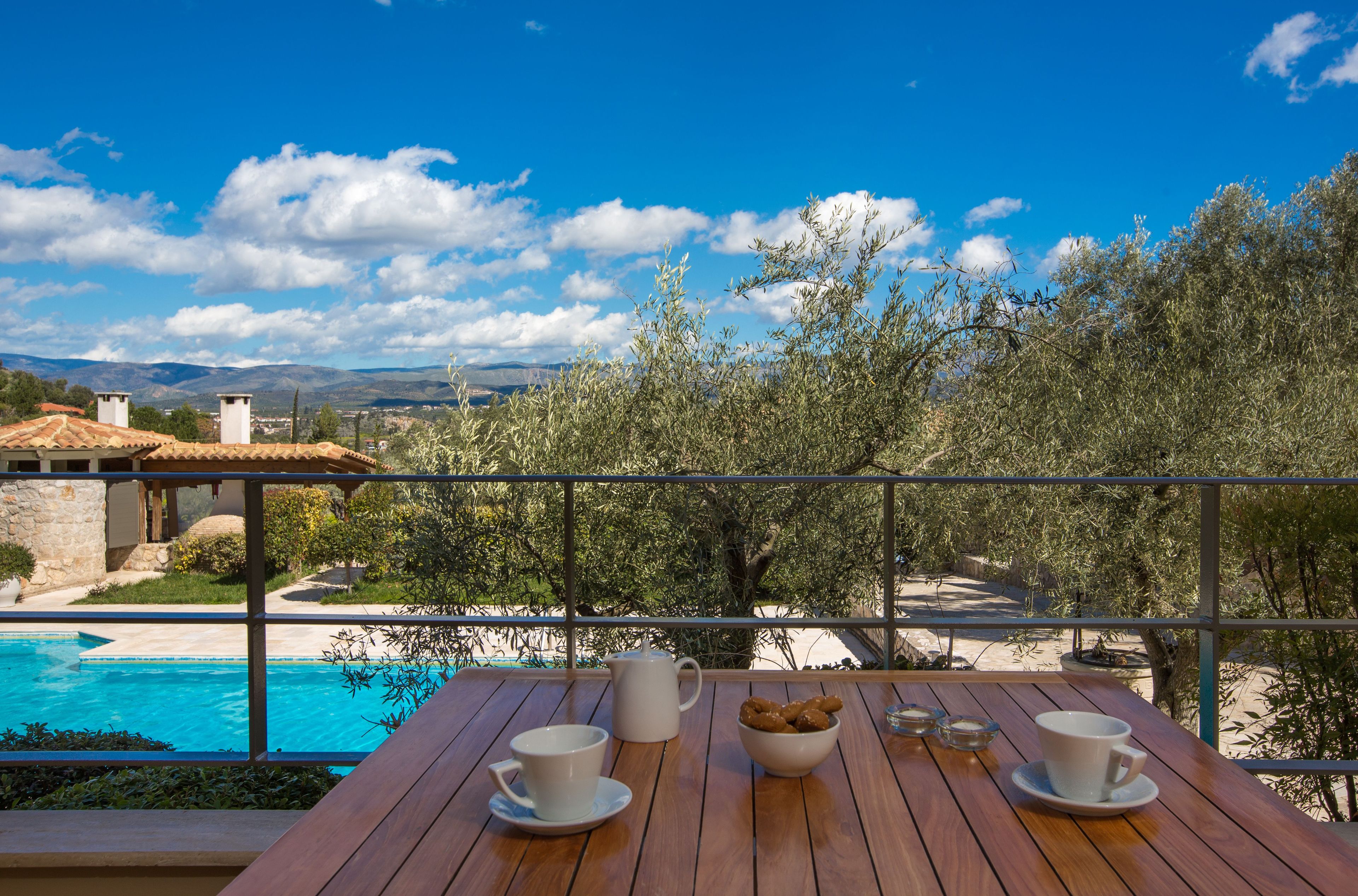 Suite, 1 Bedroom | In-room safe, soundproofing, iron/ironing board, free cribs/infant beds