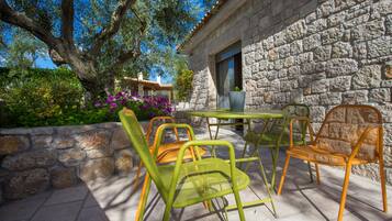 Loft familiar | Caja de seguridad en la habitación y insonorización