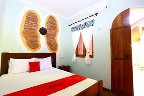Free WiFi, bed sheets