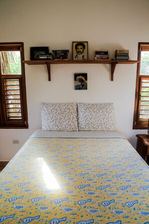 Double Room, 1 Queen Bed