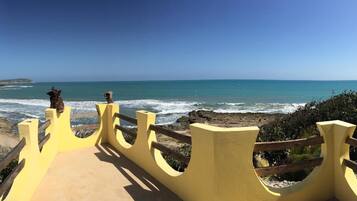 Double Room, 1 Queen Bed, Ocean View | Terrace/patio