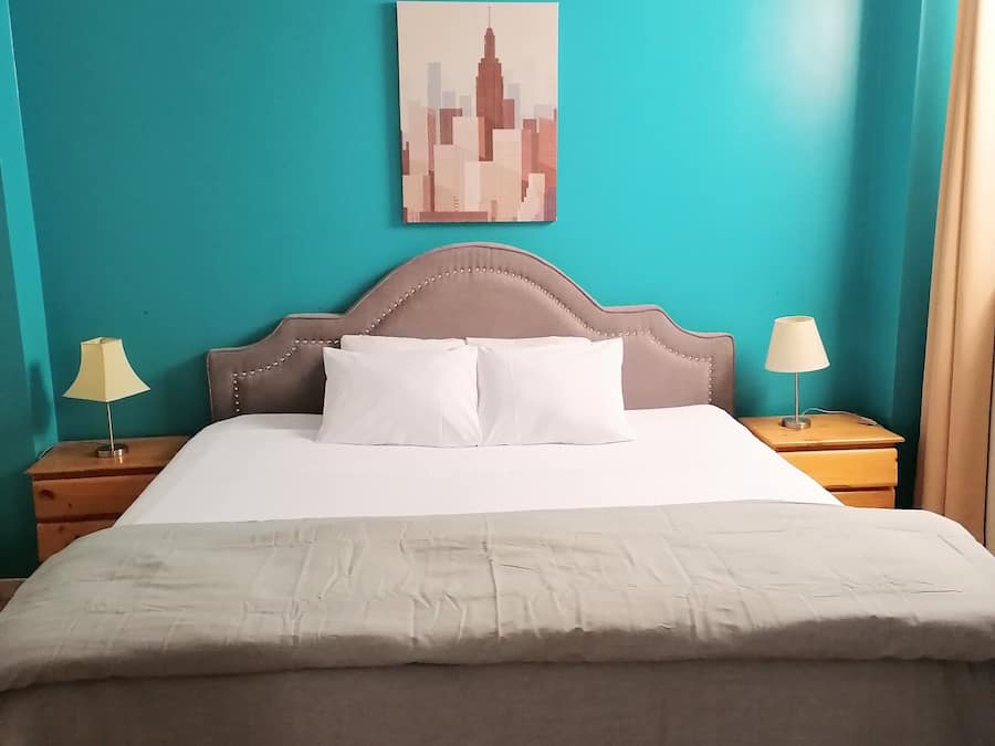 Comfort Room | Iron/ironing board, free WiFi, bed sheets