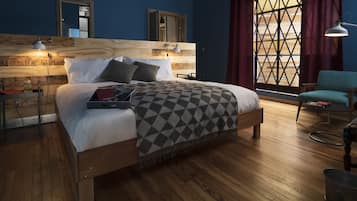 LICHA Master Suite | 3 bedrooms, Egyptian cotton sheets, premium bedding, in-room safe