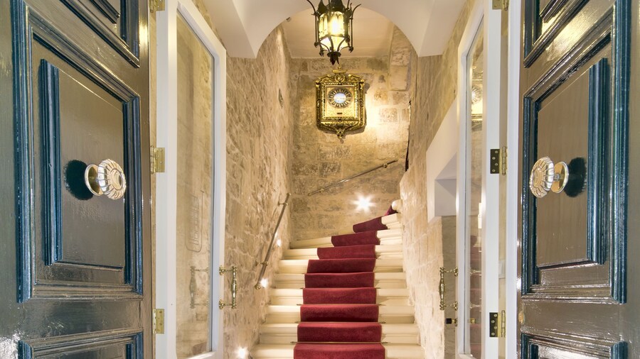 U Collection Suites & Apartments