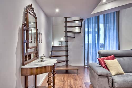 Deluxe Duplex, City View, Annex Building | Living area | LED TV