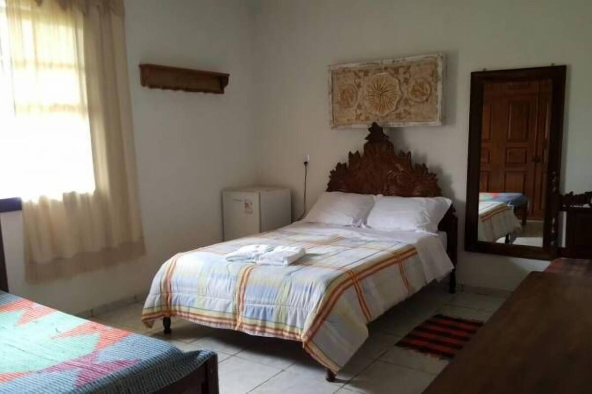 Minibar, free WiFi, bed sheets