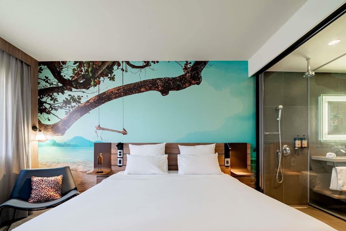 Superior-Apartment, 1 Queen-Bett | Daunenbettdecken, Minibar, Zimmersafe, individuell dekoriert