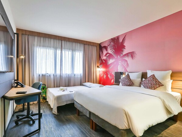 Family Apartment, 1 Double Bed with Sofa bed | Down duvets, minibar, in-room safe, individually decorated - Novotel Sorocaba (Sorocaba)