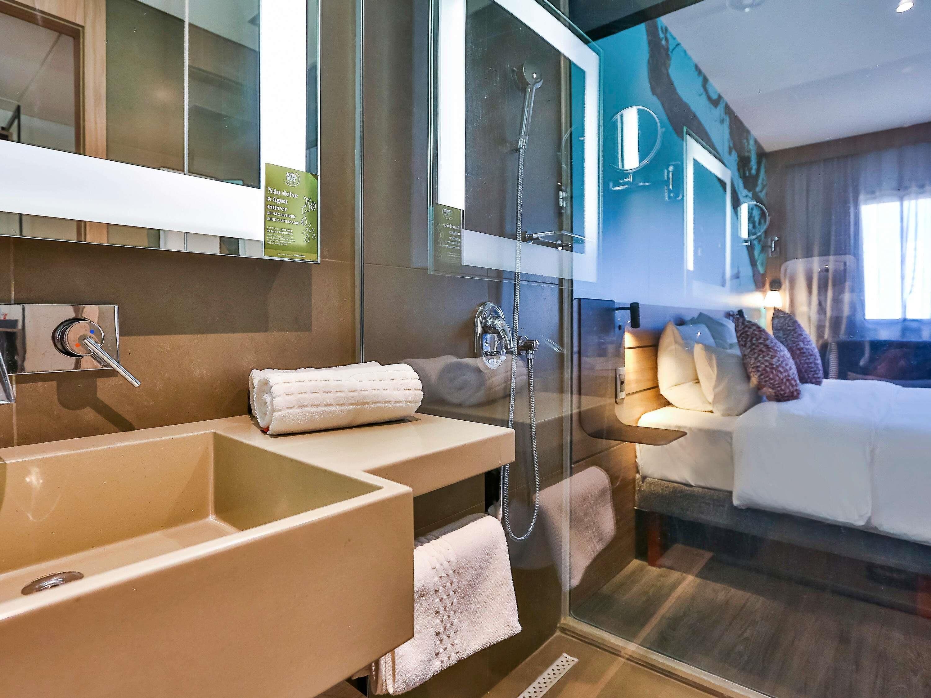 Apartamento executivo, 1 cama Queen | Edredons de pluma, frigobar, cofres nos quartos