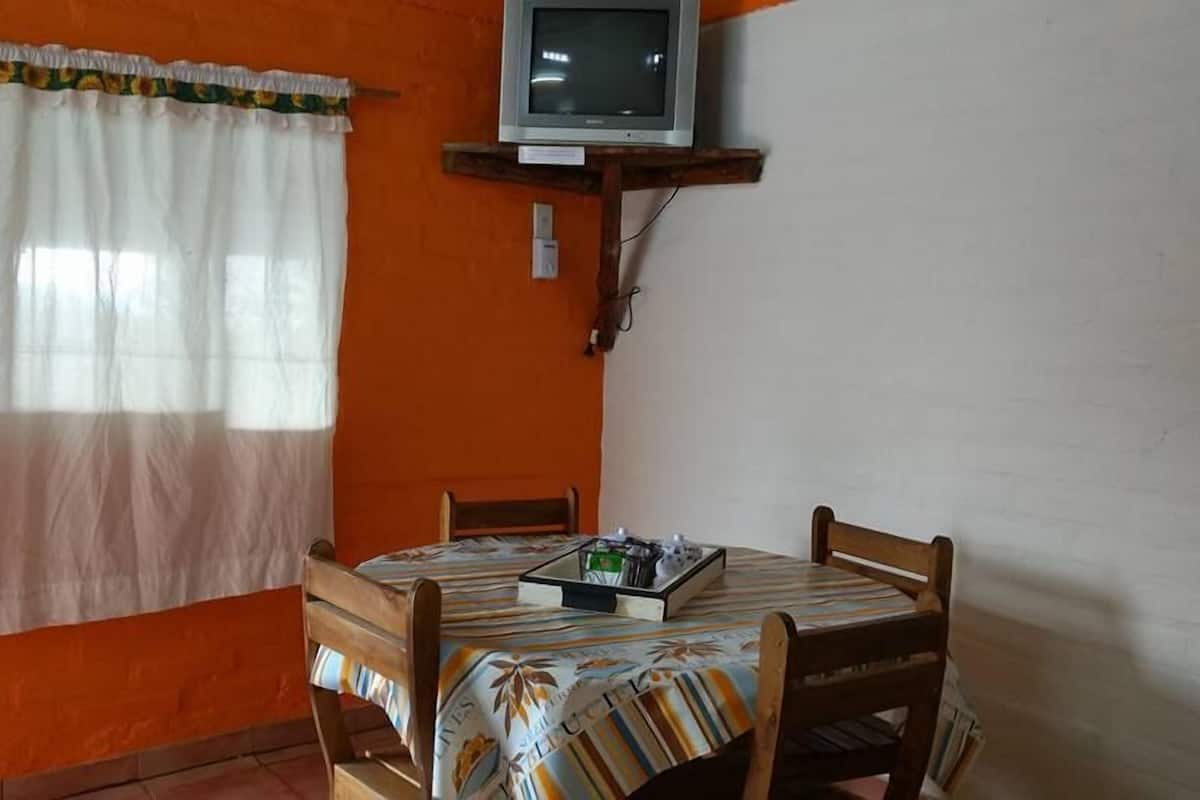 Standard Cabin, 2 Bedrooms (5) | In-room dining