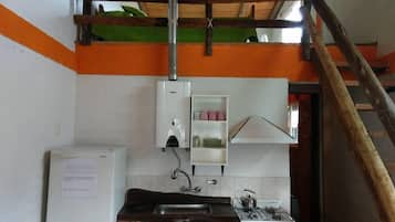 Standard Cabin, 2 Bedrooms (5) | Private kitchenette | Full-sized fridge, oven, stovetop, cookware/dishes/utensils
