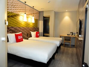 Decoración personalizada, muebles diferentes y wifi gratis 