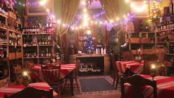 Bar (in der Unterkunft)